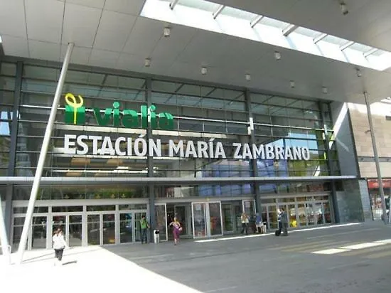 Infostays Maria Zambrano Malaga Apartment